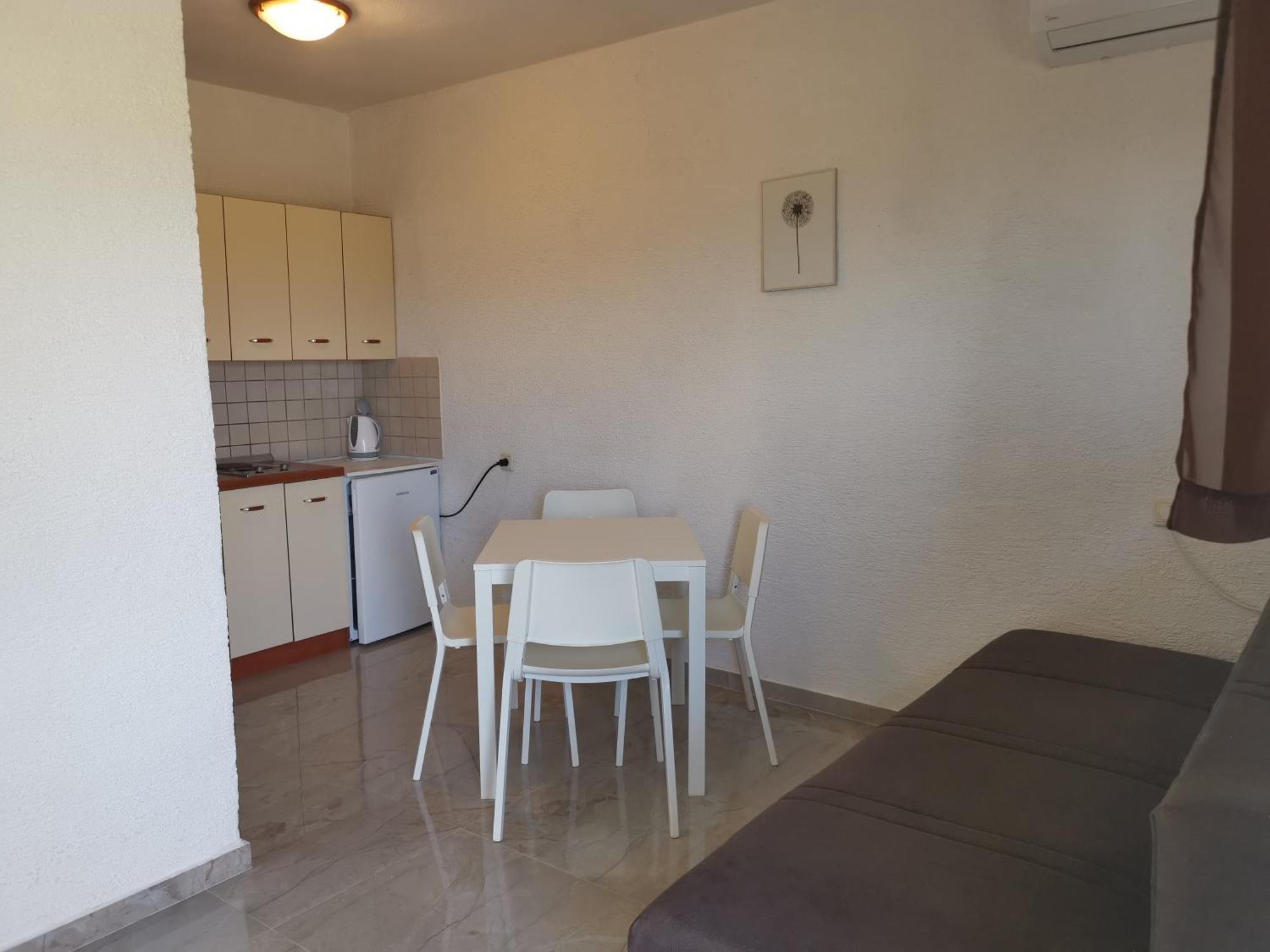 Apartments Monika Nin Exterior photo